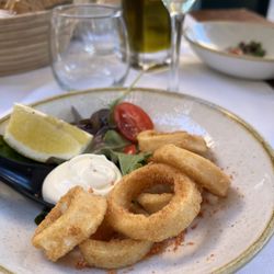 El Aljibe - Calamari. With mayo