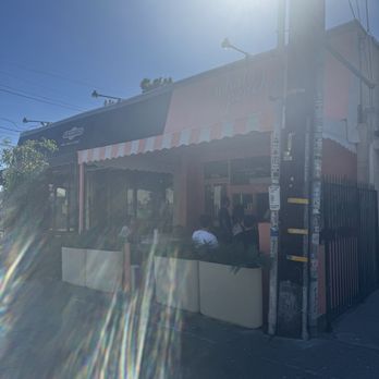 Whata Peach - Juice Bars & Smoothies Near Me - Valley Glen, California