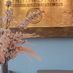 Hand & Stone Massage and Facial Spa - Great place