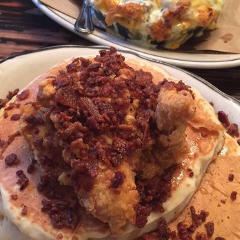 Jacob's Pickles - Back: buffalo chicken Mac - Comfort Food Near Me - New York, New York