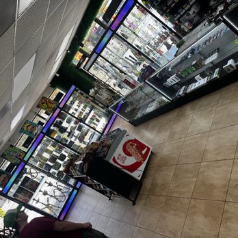 Exotic Smoke Casa - Vape Shops Near Me - Tampa, Florida Exotic Smoke Casa - Vape Shops Near Me - Tampa, Florida