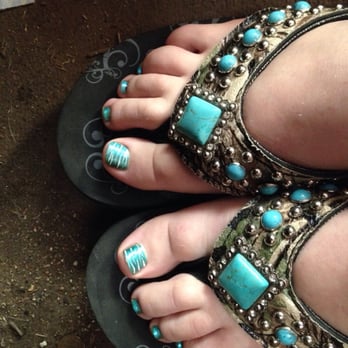 Linda's Nails - Have a great selection of nail colors! Kay have me a free nail design! - Nail Salons Near Me - Georgetown, Texas Linda's Nails - Have a great selection of nail colors! Kay have me a free nail design! - Nail Salons Near Me - Georgetown, Texas