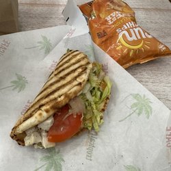Tropical Smoothie Cafe
