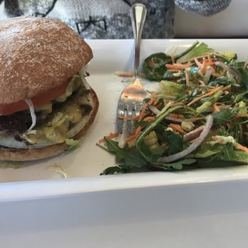 Burger Lounge - Burgers Near Me - Temecula, California Burger Lounge - Burgers Near Me - Temecula, California