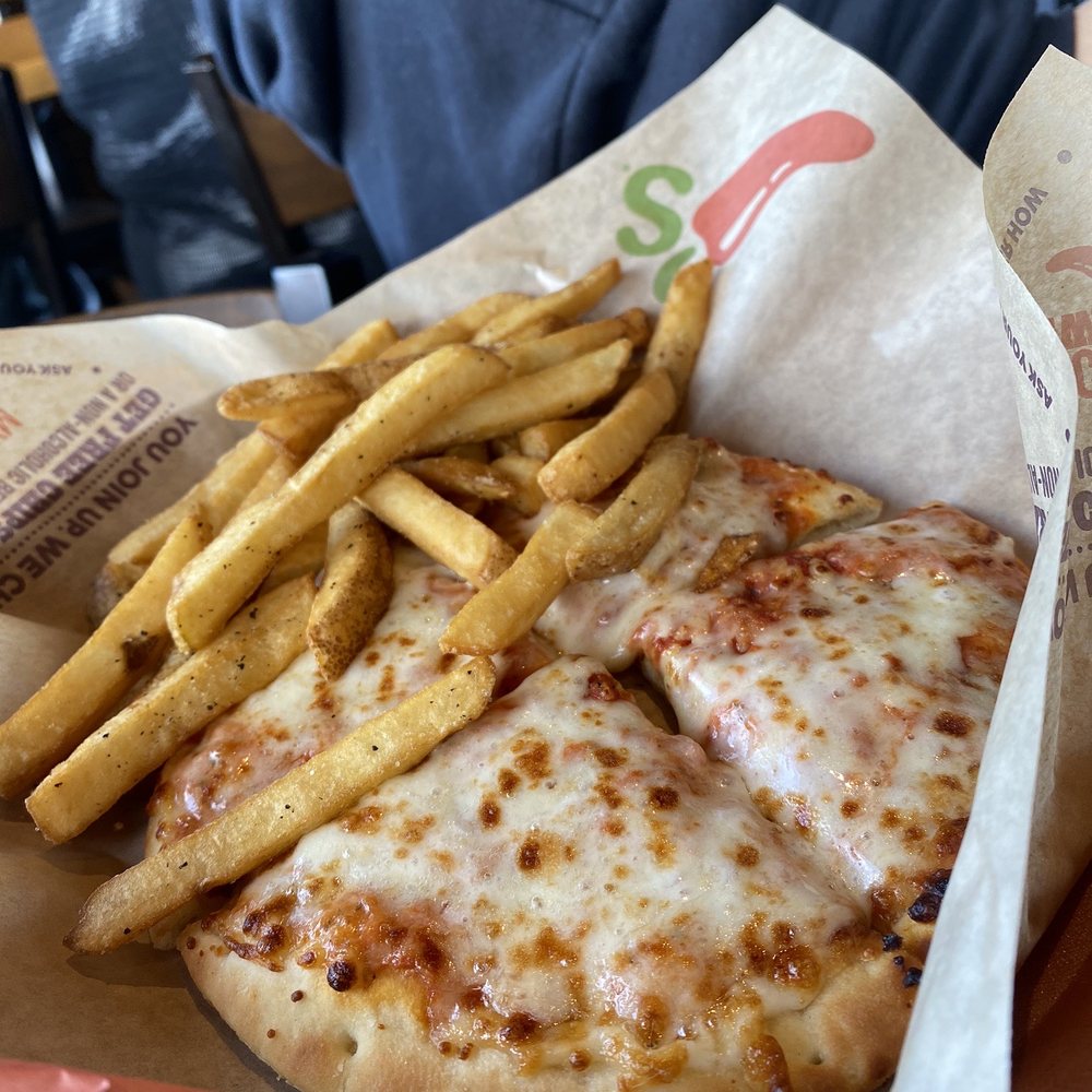 Chili's - Kids menu pizza with side fries - Tex-Mex Near Me - Scottsdale, Arizona