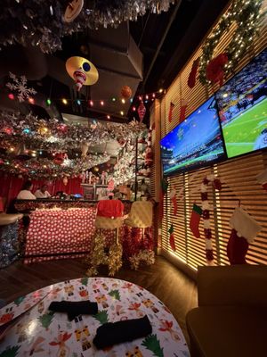 Sports & Social Cary by null