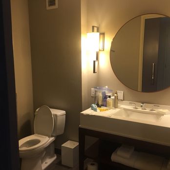 Kimpton Palomar Hotel Phoenix Cityscape - The room - bathroom - Hotels Near Me - Phoenix, Arizona