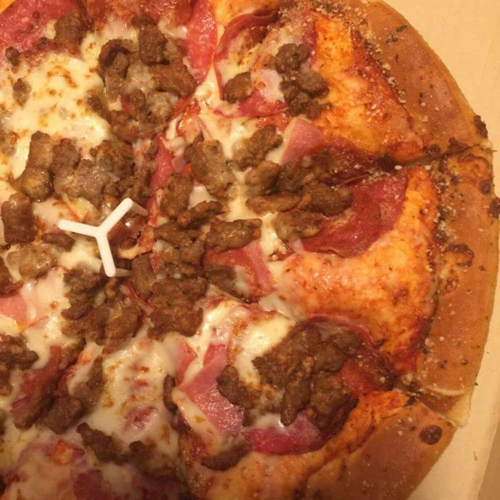 Pizza Hut - This is the pizza with the "extra" cheese I paid for. - Pizza Near Me - Nashville, Tennessee Pizza Hut - This is the pizza with the "extra" cheese I paid for. - Pizza Near Me - Nashville, Tennessee