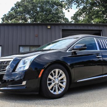 Joey's Limousine Service - Limos Near Me - Worcester, Massachusetts Joey's Limousine Service - Limos Near Me - Worcester, Massachusetts
