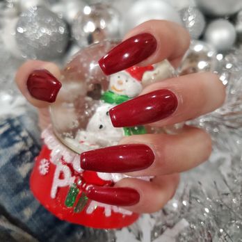 Gloss Nails Studio - This color is called "I'm not really a waitress" by O-P-I - Nail Salons Near Me - Santa Clarita, California