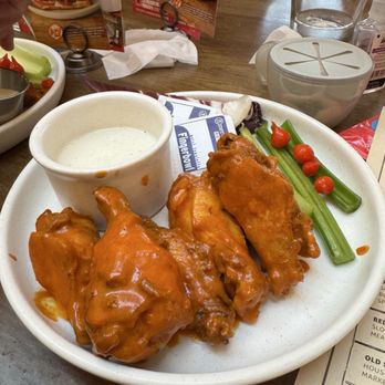 Hideaway - Buffalo wings - American Near Me - San Diego, California Hideaway - Buffalo wings - American Near Me - San Diego, California