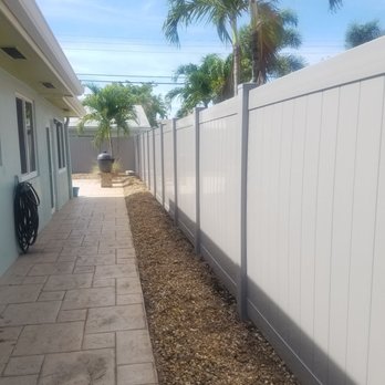 Power Fence - Fences & Gates Near Me - Pompano Beach, Florida Power Fence - Fences & Gates Near Me - Pompano Beach, Florida