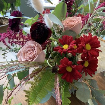 Visual Lyrics - Floral Designers Near Me - Cedar Park, Texas
