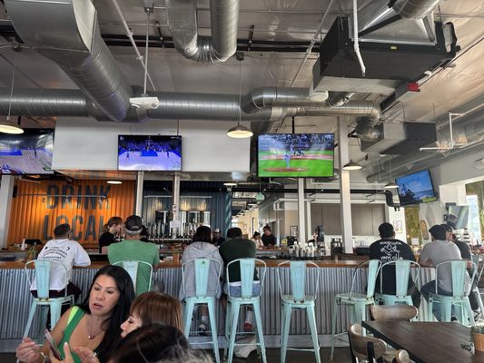 Golden Road Brewing Huntington Beach by null