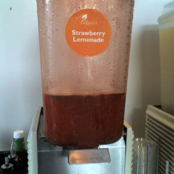 Veggie Grill by Next Level - Strawberry lemonade - SO refreshing and delicious! - Sandwiches Near Me - El Segundo, California
