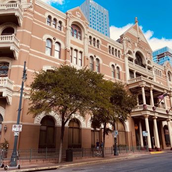 Walking Tours of Austin - The famous Driskill Hotel - Walking Tours Near Me - Austin, Texas Walking Tours of Austin - The famous Driskill Hotel - Walking Tours Near Me - Austin, Texas