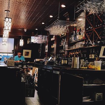 D'Raymonds - Italian Near Me - Albany, New York