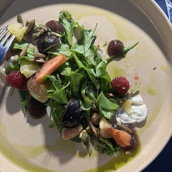 Sunset Monalisa - Lovely pear salad appetizer - Mediterranean Near Me - Cabo San Lucas, BCS