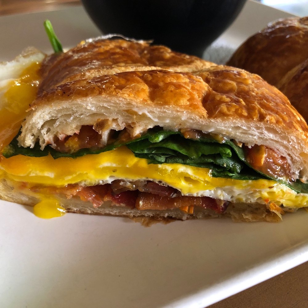 Le Buzz Caffe - American in Paris - Coffee & Tea Near Me - Tucson, Arizona