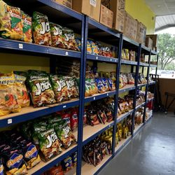 Pinoy Fiesta Asian Store - Chips section