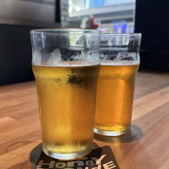 Yard House - Bars Near Me - Sunrise, Florida