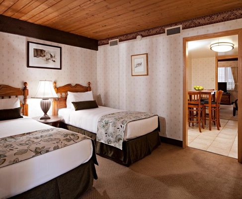 Charltons Banff by null