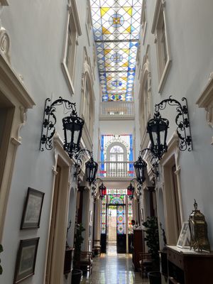 Palacete Chafariz d'El Rei by null
