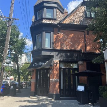 L’Avenue - Restaurant - French Near Me - Toronto, Ontario