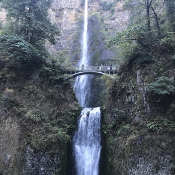 Multnomah Falls - Hiking Near Me - Bridal Veil, Oregon Multnomah Falls - Hiking Near Me - Bridal Veil, Oregon