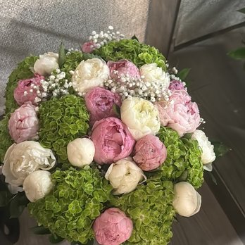 Flor De Lux - Florists Near Me - Miami, Florida
