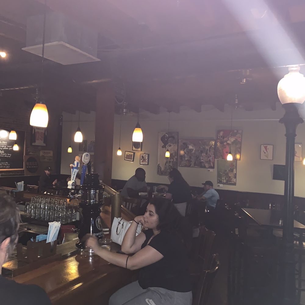 Race Street Cafe - Bars Near Me - Philadelphia, Pennsylvania Race Street Cafe - Bars Near Me - Philadelphia, Pennsylvania