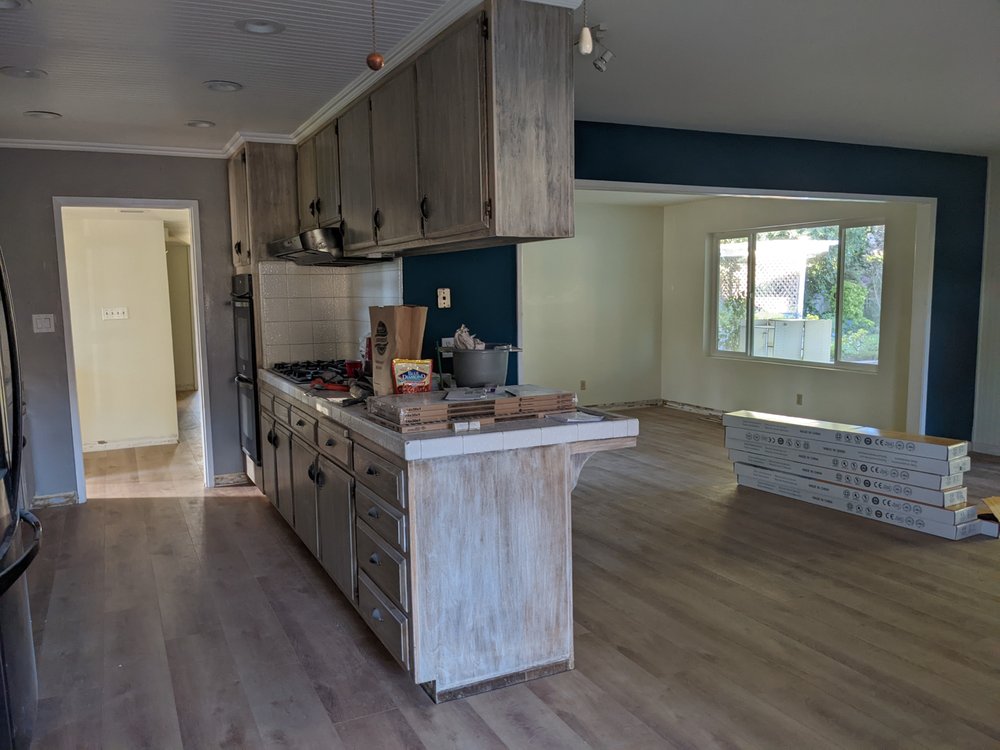 FLOORING 101 BAKERSFIELD Updated October 2024 7000 District Blvd