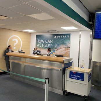 Delta Air Lines - Customer service - Airlines Near Me - East Elmhurst, New York