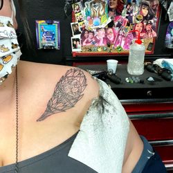 Just Deadly Tattoo Parlor - Sage outline