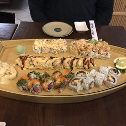 Spicy Scallop Roll