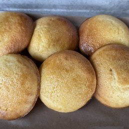 Cornbread Muffin Tops Muffin Top (6) Cornbread Muffin Tops Muffin Top (6)
