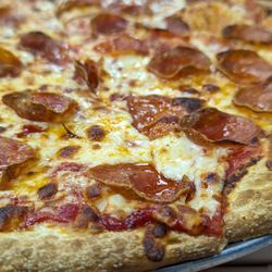 Cannoli kitchen Pizza