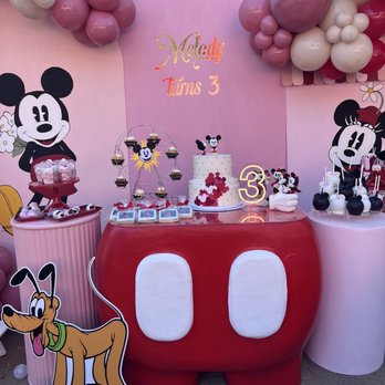 Takes The Cake - Bakeries Near Me - Pasadena, California Takes The Cake - Bakeries Near Me - Pasadena, California