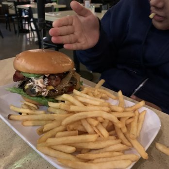 Venice Beach Boardwalk - Sidewalk Cafe burger and fries - Beaches Near Me - Venice, California