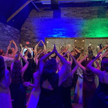 Prairie Creek Barn - Venues & Event Spaces Near Me - Cairo, Nebraska