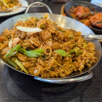 Himalayan Kitchen - Schezwan Fried  Rice -Veg - Indian Near Me - Toronto, Ontario