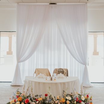 Chloe Rose - Sweetheart table, sweetheart table florals - Floral Designers Near Me Chloe Rose - Sweetheart table, sweetheart table florals - Floral Designers Near Me