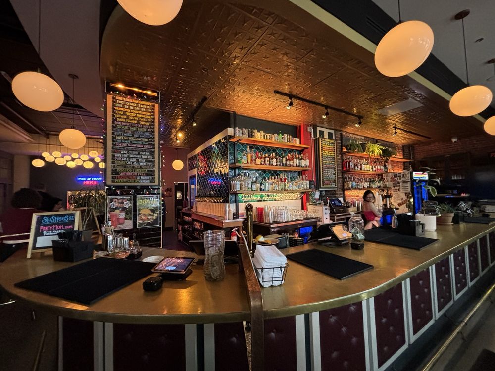 Show Bar - wedding in Portland, OR