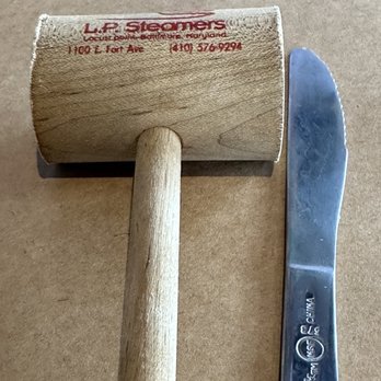 L P Steamers - Mallet - ready and waiting - Seafood Near Me - Baltimore, Maryland