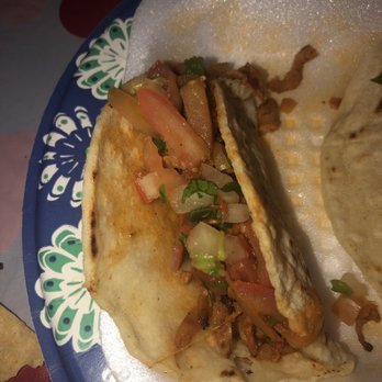 Daniel's Tacos - Al pastor taco - Tacos Near Me - North Hills, California Daniel's Tacos - Al pastor taco - Tacos Near Me - North Hills, California