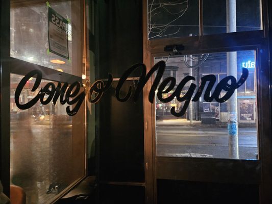 Conejo Negro by null