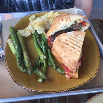 Urban Plates - Steak sandwich w/ sides - New American Near Me - Dublin, California Urban Plates - Steak sandwich w/ sides - New American Near Me - Dublin, California