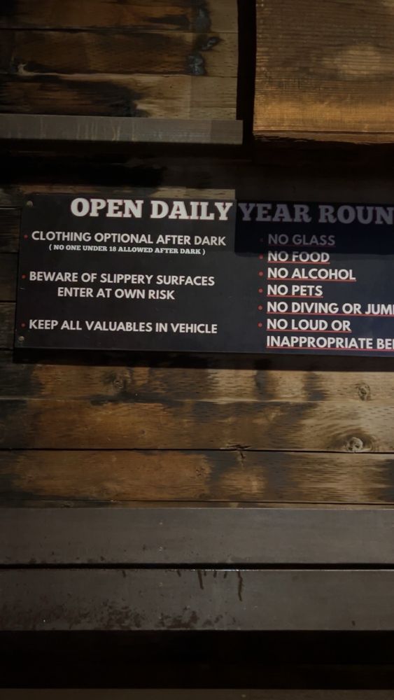 Strawberry Park Hot springs Logo