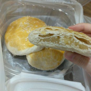 Hong Kong Food - Wife cake comes in a box of three. - Hong Kong Style Cafe Near Me - Plano, Texas Hong Kong Food - Wife cake comes in a box of three. - Hong Kong Style Cafe Near Me - Plano, Texas