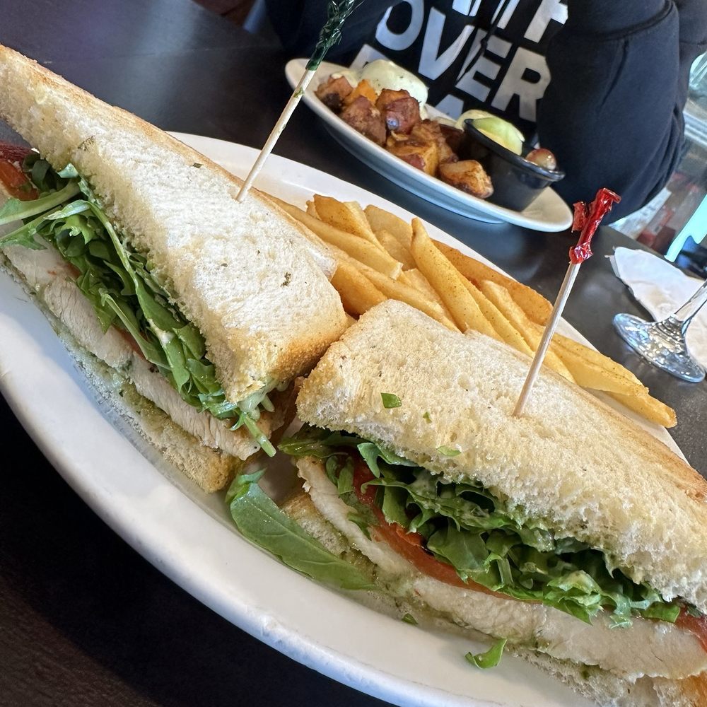 Wildflower Cafe - Chicken Pesto Sandwich - Breakfast & Brunch Near Me - Redondo Beach, California Wildflower Cafe - Chicken Pesto Sandwich - Breakfast & Brunch Near Me - Redondo Beach, California